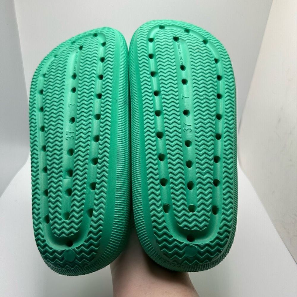 CUSHIONAIRE Women's Cloud Recovery Slide Sandals with +Comfort 7 MINT - Picture 5 of 7